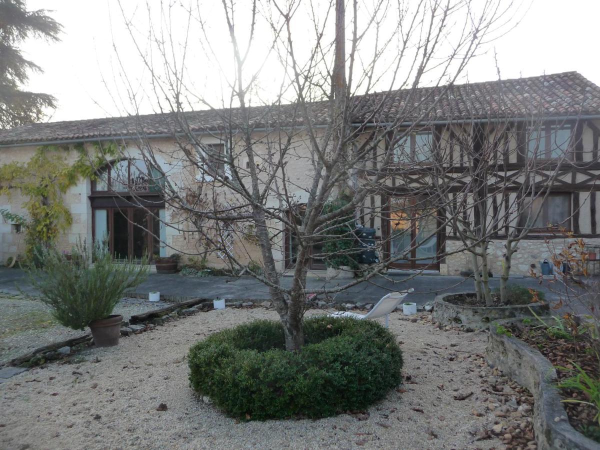 Bed and Breakfast Les Tuileries Ponteyraud Экстерьер фото